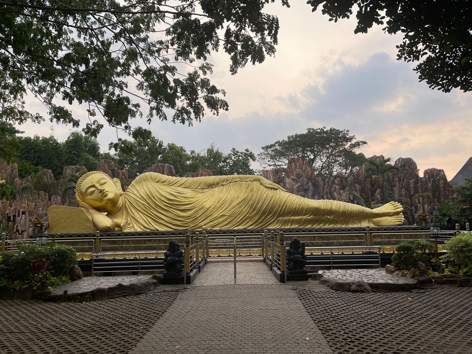 Budha Tidur