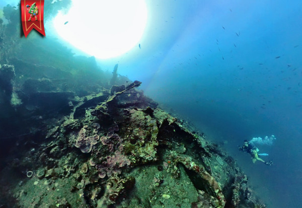 KELAS OPEN WATER PADI DAN PEMBURU KULINER - TULAMBEN BALI